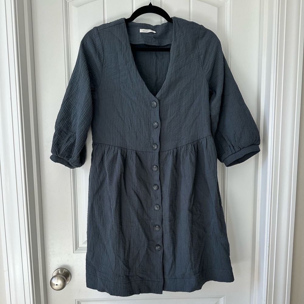 Neuflora Mabel Dress in Navy size small